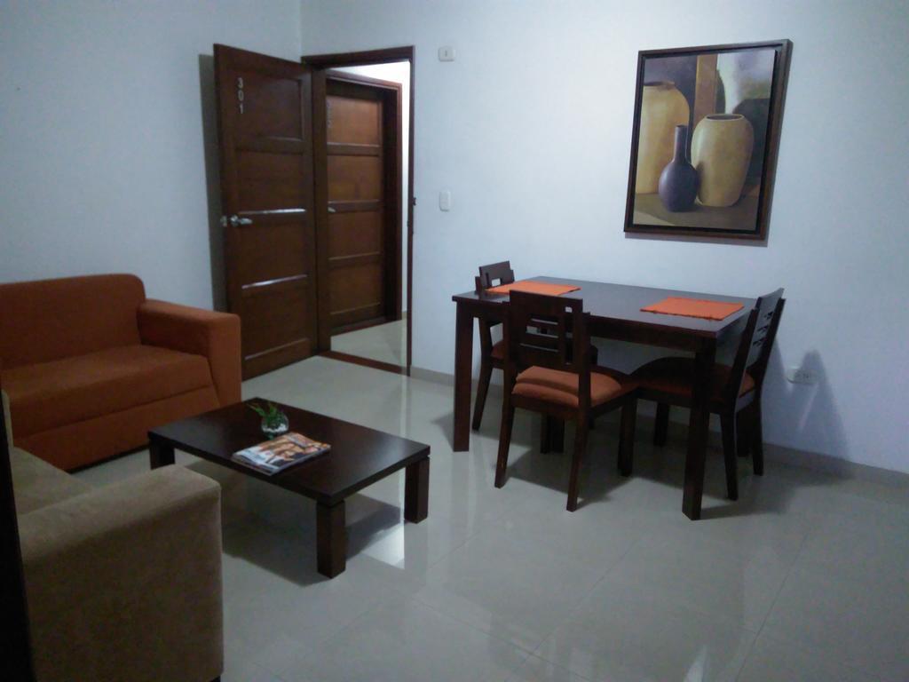 Hotel Cuarta Avenida Cali Εξωτερικό φωτογραφία